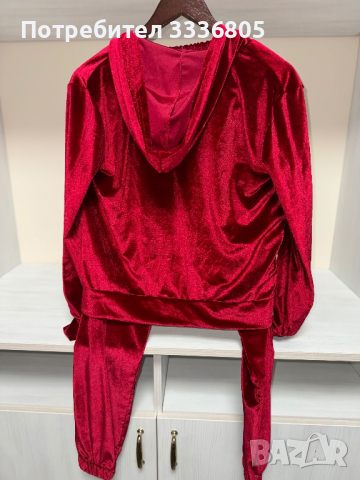 Червен спортен комплект, снимка 2 - Спортни екипи - 44737892