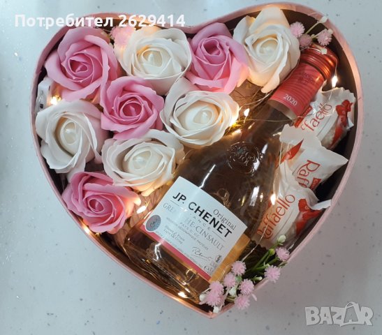 Луксозна кутия с сапунени рози ., снимка 3 - Изкуствени цветя - 36623101