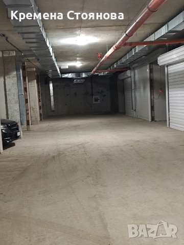 Продавам гараж в подземен паркинг, бл. 282, к- с "Меден рудник" зад бензиностанция Шел