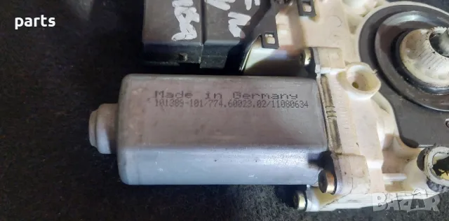 Задна Лява Машинка Стъкло VW Голф 4 2бр.
- 1J4959811C, снимка 3 - Части - 47600556