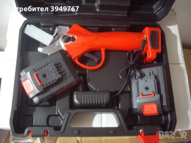 Акумулаторна лозарска ножица.