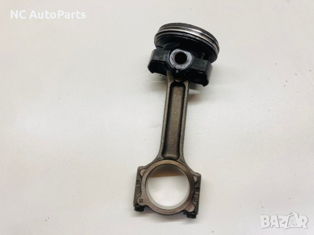 Бутало с биела за Mercedes Мерцедес А W176 B W246 Рено 1.5d 2016, снимка 2 - Части - 44273216