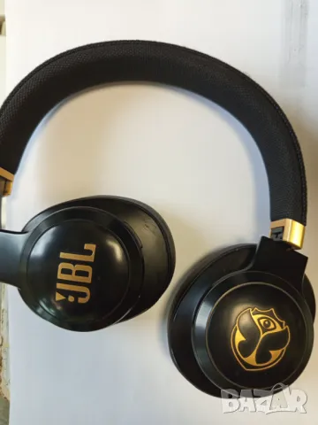 Bluetooth слушалки JBL Live 660NC Headset LIMITED EDITION, снимка 3 - Bluetooth слушалки - 48728626