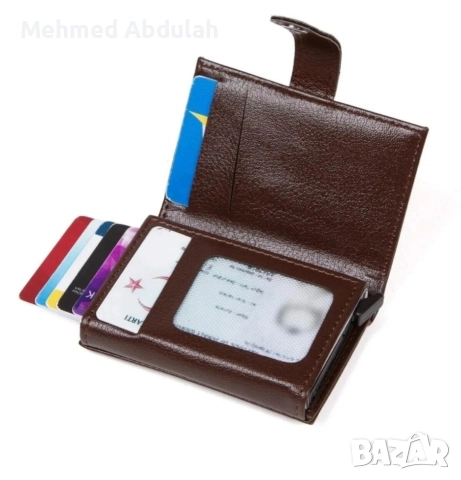 кафяв кожен портфейл с алуминиев автоматичен защитен механизъм, снимка 3 - Портфейли, портмонета - 52620419
