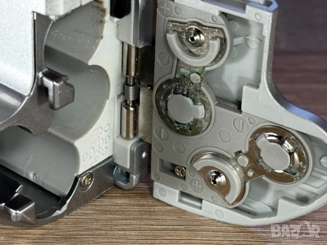 Canon PowerShot A610 – отлично състояние | въртящ LCD, снимка 4 - Фотоапарати - 53295960