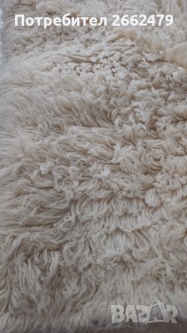 Продавам два бели китеника от естествена вълна., снимка 3 - Покривки за легло - 44357888