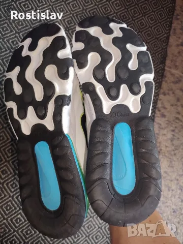 Nike 270 Air max оригинални маратонки в перфектно състояние без забележки като нови. , снимка 4 - Маратонки - 55959344
