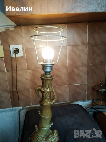стара настолна лампа, снимка 9 - Настолни лампи - 29590912