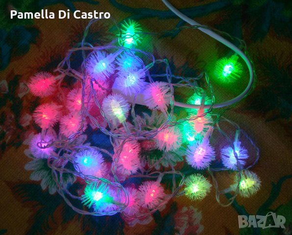 Коледна украса LED разноцветни снежинки 30 броя с прозрачен кабел., снимка 3 - Декорация за дома - 34911820