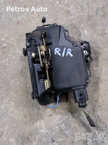 Задна дясна брава механизъм врата за Голф 4 Бора Пасат Шкода VW Golf 4 Bora Passat Skoda Polo VAG