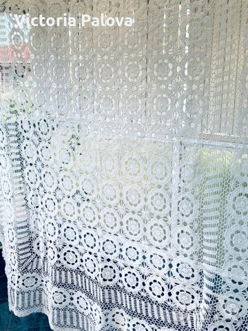 Голяма красива покривка 220см/180см., снимка 9 - Покривки за маси - 37446247