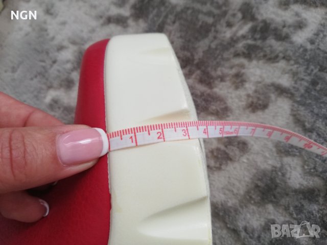 Модерни дамски сандали в червен цвят. Промо цена само 39.00 лева. , снимка 2 - Дамски обувки на ток - 30208628