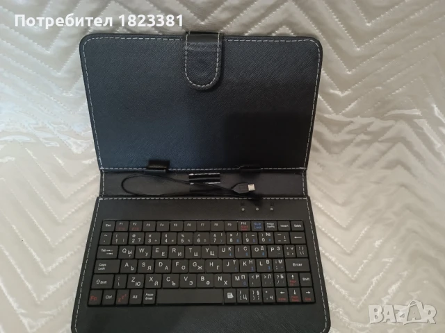 Калъф за таблет с клавиатура 