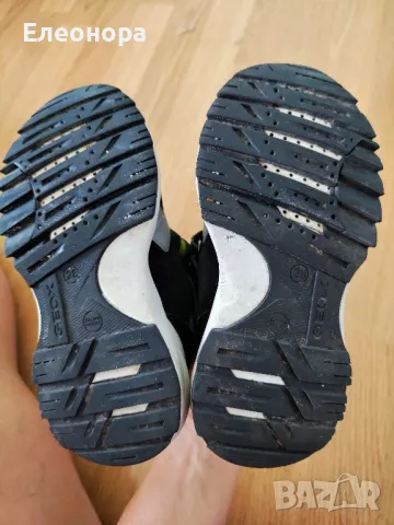 Детски маратонки Geox, номер 28, снимка 6 - Детски маратонки - 47534575