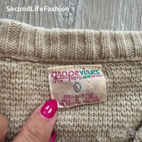 Винтидж дамски пуловер Grapevines, размер L, V-образно деколте, бежов, снимка 2 - Блузи с дълъг ръкав и пуловери - 53159833