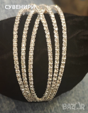 Дамска широка гривна с изкуствени цирконий , снимка 3 - Гривни - 50558873