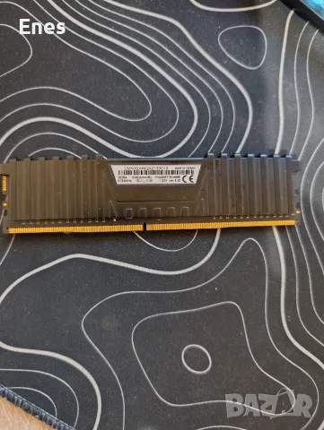 RAM card Vengeance ddr4 8 GB с охладител , снимка 2 - RAM памет - 56227576
