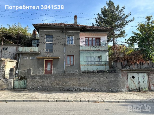 Продава се двуетажна къща в гр. Тутракан, обл. Силистра, снимка 6 - Къщи - 42193705