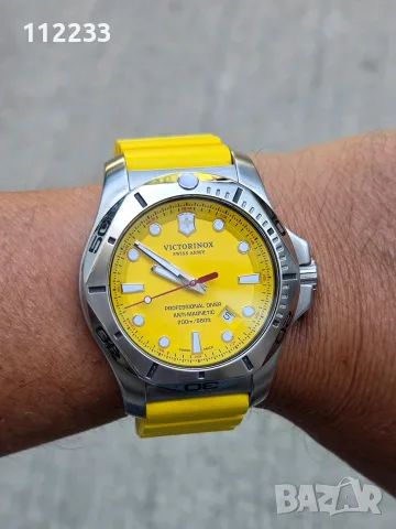 Victorinox I.N.O.X Professional Diver Yellow, снимка 2 - Мъжки - 56099814