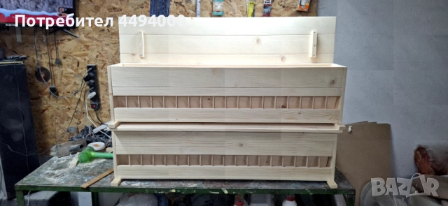 Хранилка тип бункер за гълъби