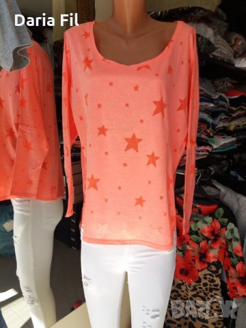 Блуза на звездички в неонов корал, снимка 3 - Блузи с дълъг ръкав и пуловери - 29998370