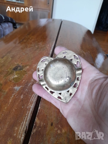 Стар бронзов пепелник, снимка 3 - Други ценни предмети - 54290324