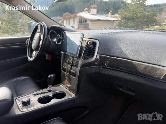 Обслужен , снимка 5 - Автомобили и джипове - 53898312