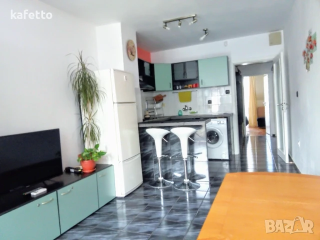 Тристаен апартамент Фиора до морската градина 