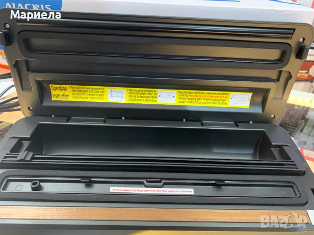 Вакуумна машина с нож и място за съхранение на ролки за мокри и сухи храни, снимка 2 - Други - 50779164
