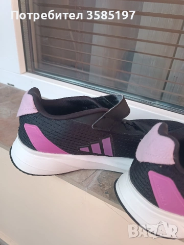 Детски маратонки Adidas, снимка 2 - Детски маратонки - 53896668