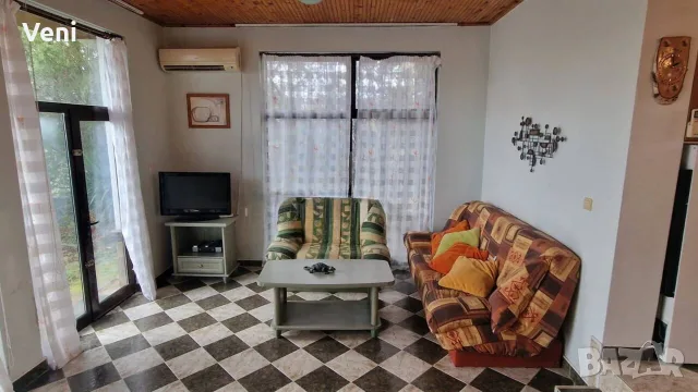 Продавам къща близо до морето, снимка 2 - Къщи - 56537261