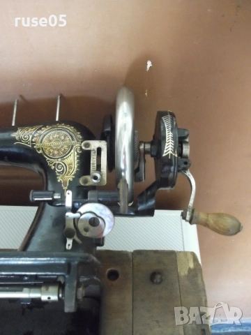 Шевна машина "Helvetia" ръчна стара работеща, снимка 14 - Други ценни предмети - 54314153