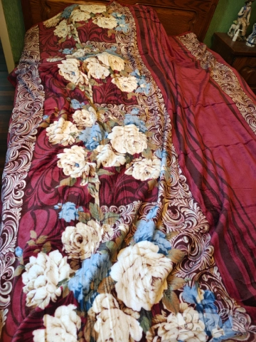 Ново меко поларено одеало или шалте, снимка 3 - Олекотени завивки и одеяла - 51696336