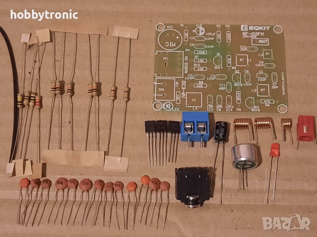 FM transmitter kit, комплект за сглобяване на маломощен FM предавател с микрофон 