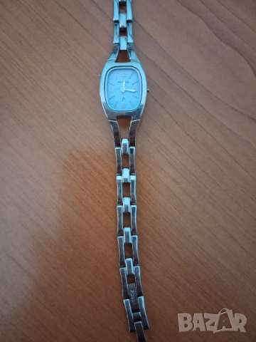 Дамски часовник, снимка 8 - Дамски - 52841635