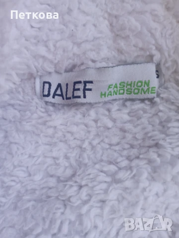 Мек пухен елек с качулка мече, снимка 3 - Елеци - 50866771