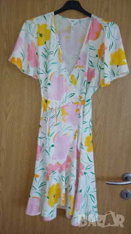 Рокля с цветя 38/М, снимка 4 - Рокли - 49782387