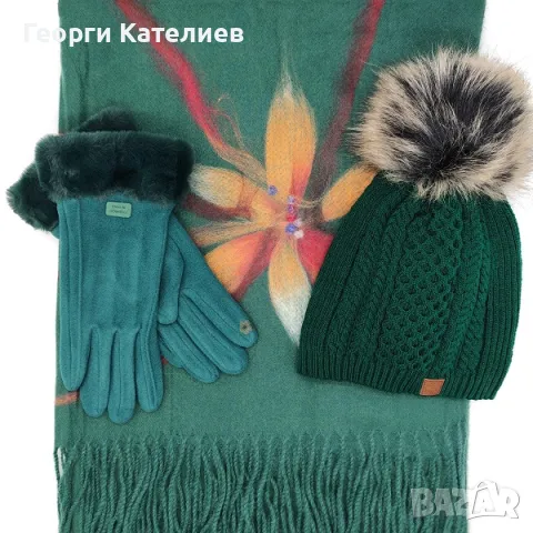 Дамски зимен комплект зелен-Шапка, шал и ръкавици с пух Код на продукта:DK-0083