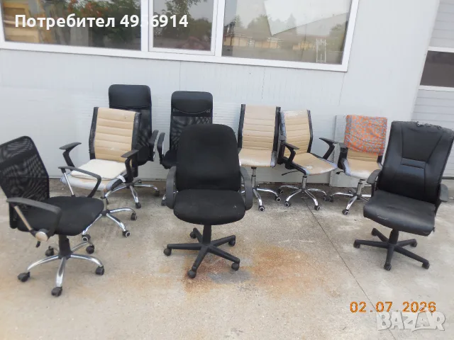 Продавам тези въртящи столове на колелца и за бар, снимка 10 - Столове - 56184410