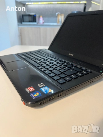 Лаптоп Sony Vaio, снимка 3 - Лаптопи за работа - 54248582