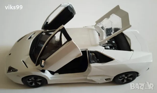 Bburago Lamborghini Reventon - 1:24, снимка 2 - Колекции - 49098263