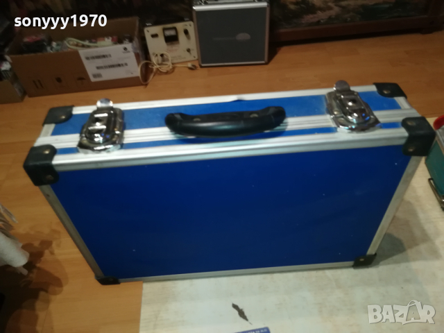 АЛУМИНИЕВ КУФАР-СИН МАРКОВ ЗА АУДИО ИЛИ ДРУГО 2303242042, снимка 2 - Антикварни и старинни предмети - 44913824