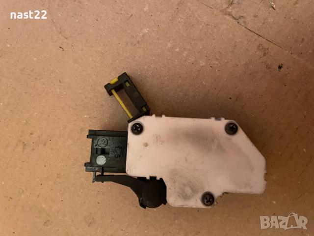 СЕНЗОР ПЕДАЛ ЗА СЪЕДИНИТЕЛ RENAULT SCENIC II LAGUNA III MEGANE II 8200110893, снимка 3 - Части - 51474459