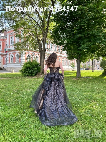 Елегантна черна бална рокля от бутик Алегра. Закупена на стойност 2400 лева и се продава за 1300 лев
