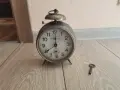 Стара работе и звънящ будилник, снимка 2