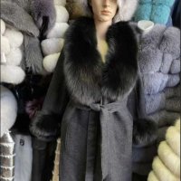 Дамско палто кашмир и естествен косъм , снимка 1 - Палта, манта - 30810472