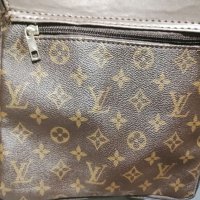 Louis Vuitton нова чанта за през рамо, снимка 5 - Чанти - 40834409