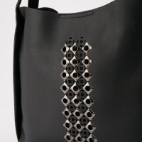 НАЛИЧНА Черна дамска чанта 2 в 1 капси кожена, снимка 2 - Чанти - 30713456