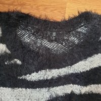 Дамска пухена блуза размер L, снимка 4 - Блузи с дълъг ръкав и пуловери - 35277002