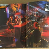 Специално издание Scorpions - MTV Unplugged in Athens 2 CD + DVD, снимка 3 - CD дискове - 38249802